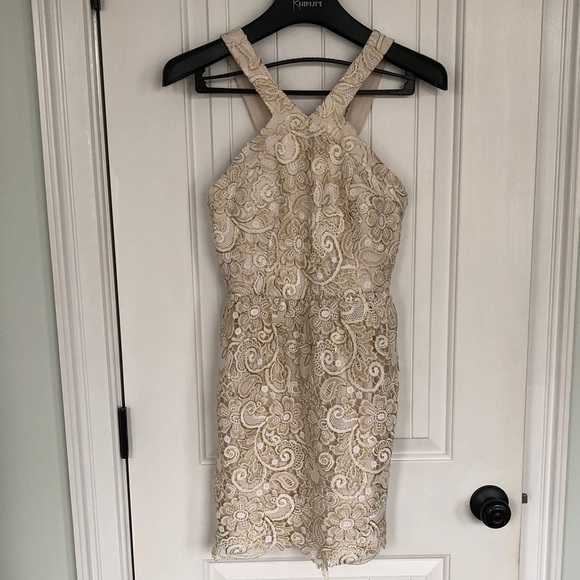 Club Monaco Dresses & Skirts - Club Monaco BRAND NEW Women’s short champagne sleeveless eyelet dress Size 0